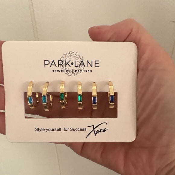 Dawson Earrings Saving for live. - Picture 1 of 1